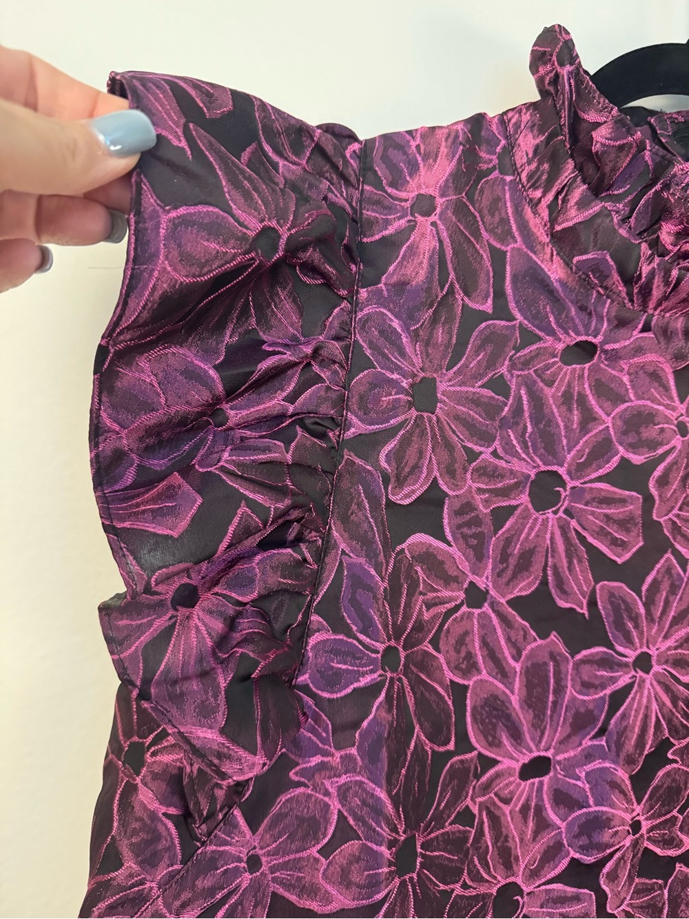 Entro Floral Jacquard Ruffle Sleeve Blouse L Magenta Black - Picture 5 of 13